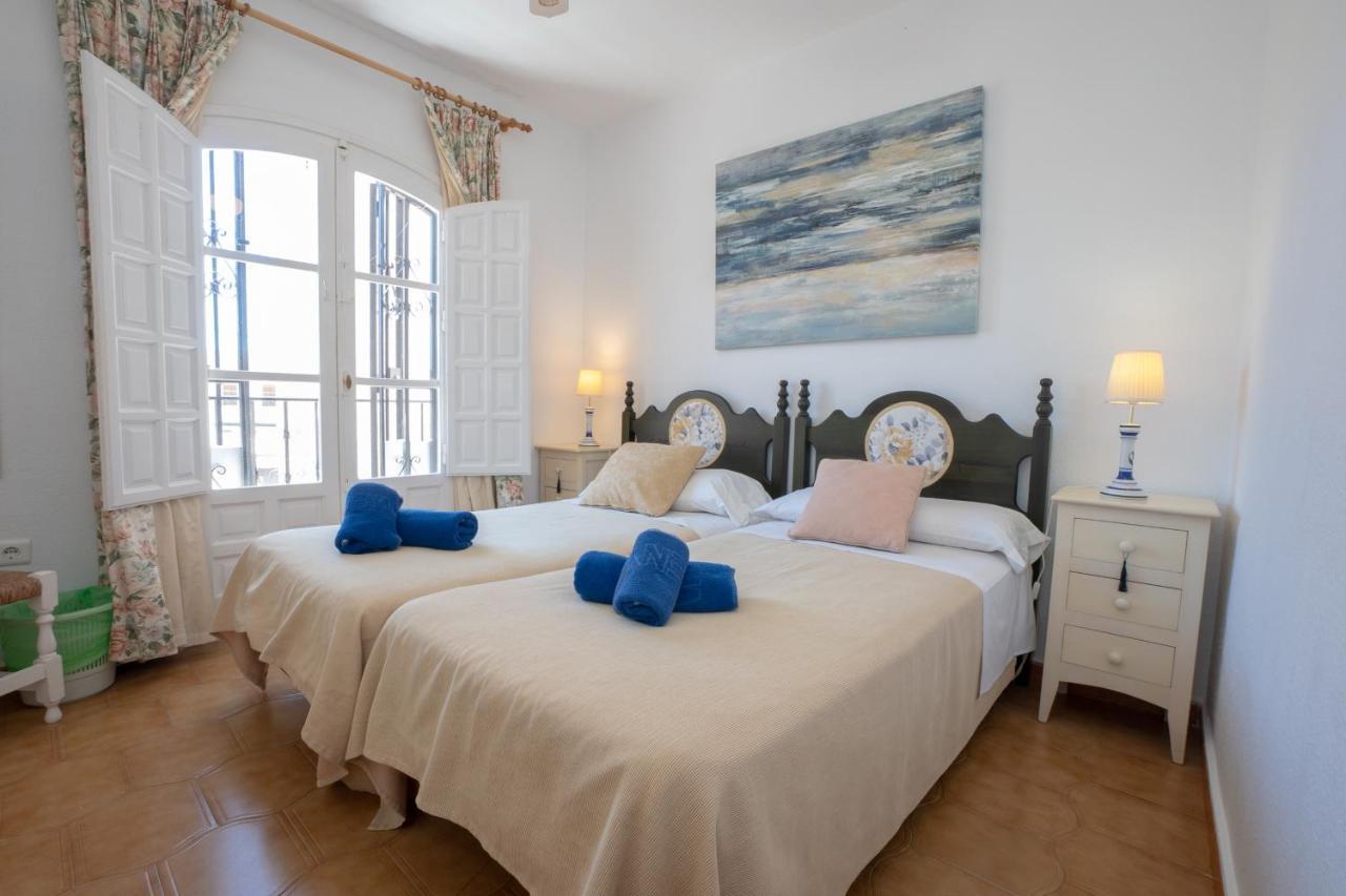 Apartament Pinos 2 Nerja Zewnętrze zdjęcie